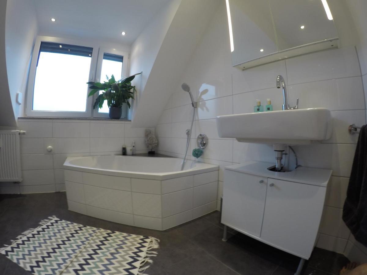 Modernes Penthouse, Nahe Wuerzburg Apartment Exterior photo